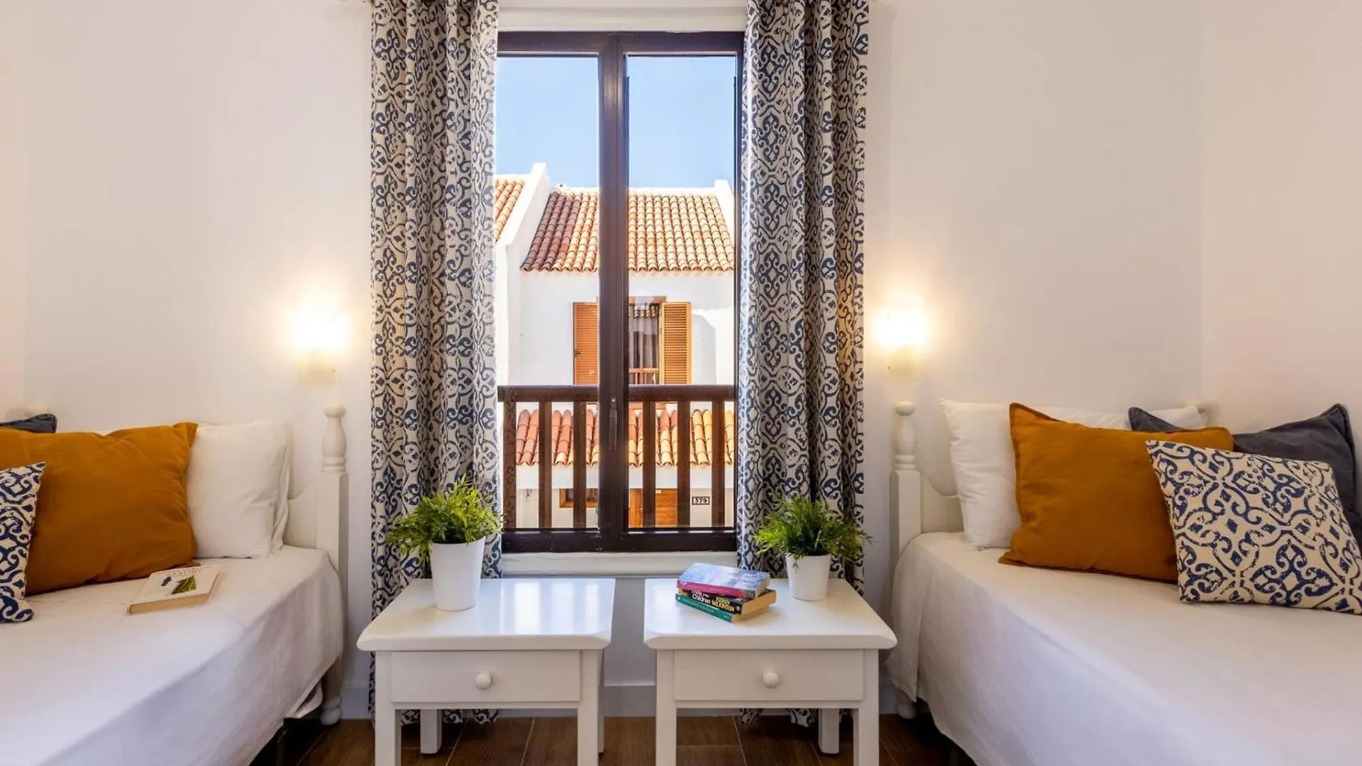 394 Renovated Duplex Parque Santiago II Apartment Playa de las Americas  0*, Playa de las Americas (Tenerife)